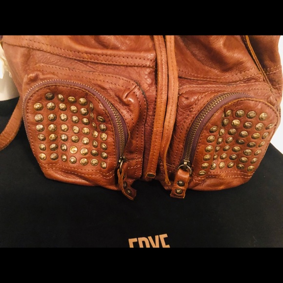 SOLDⓂ️ - Picture 7 of 11